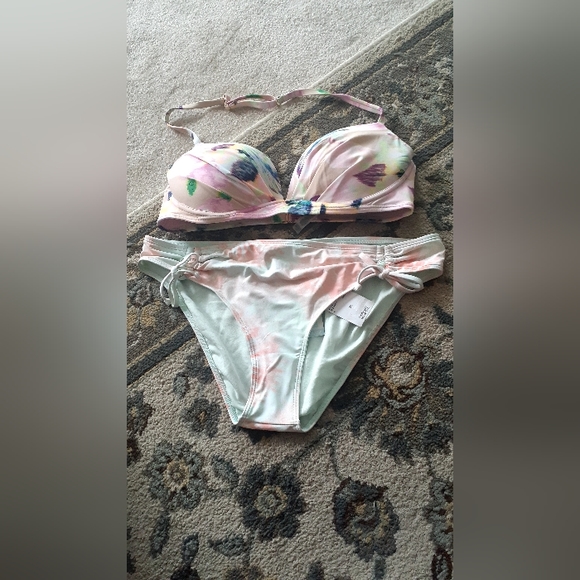 Bikini Victoria Secret top padded 36C bottom Roxy size XL colorful - Picture 1 of 10